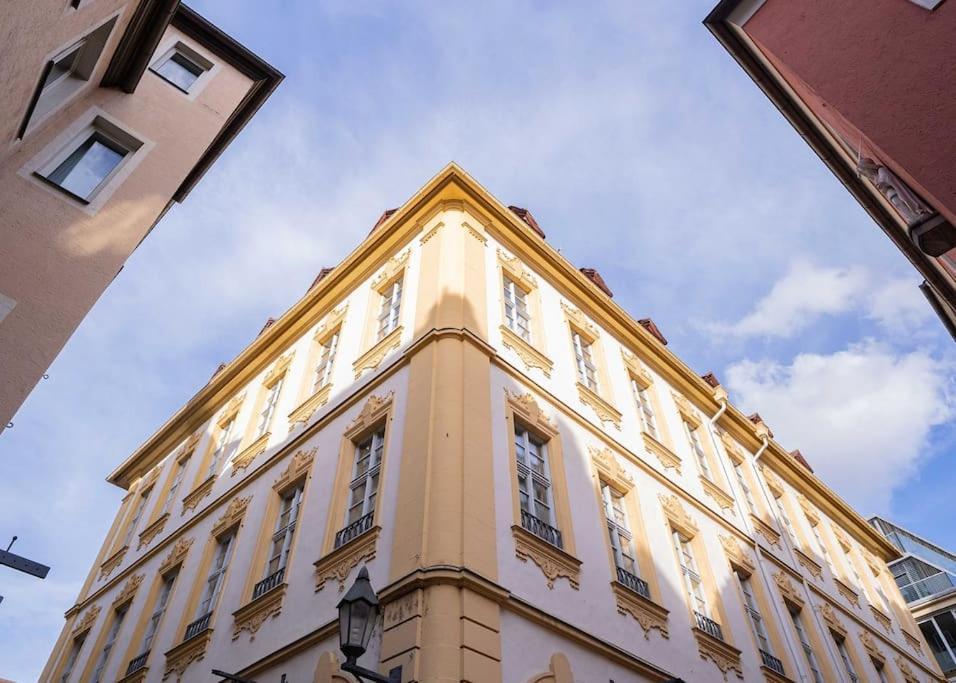 וירצבורג Barockes Wohnen Am Marktplatz-Stadtmitte מראה חיצוני תמונה